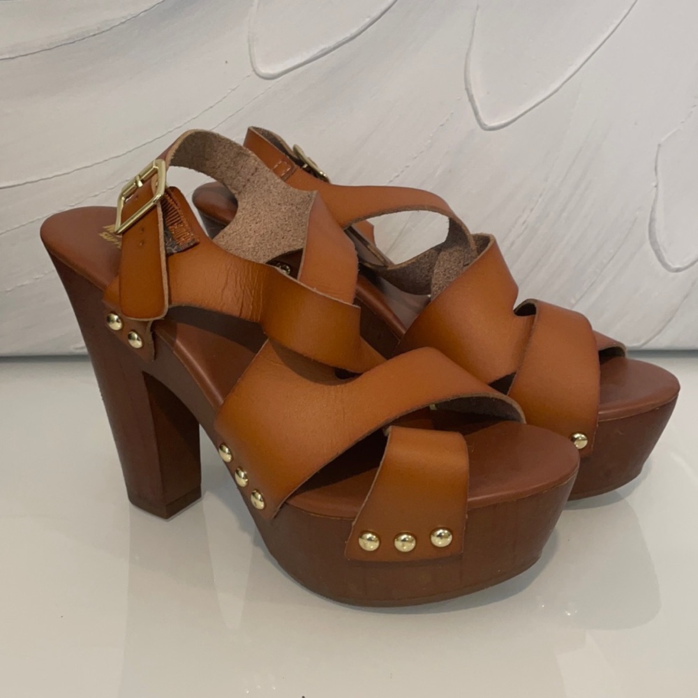 Gladiator Platform Heel